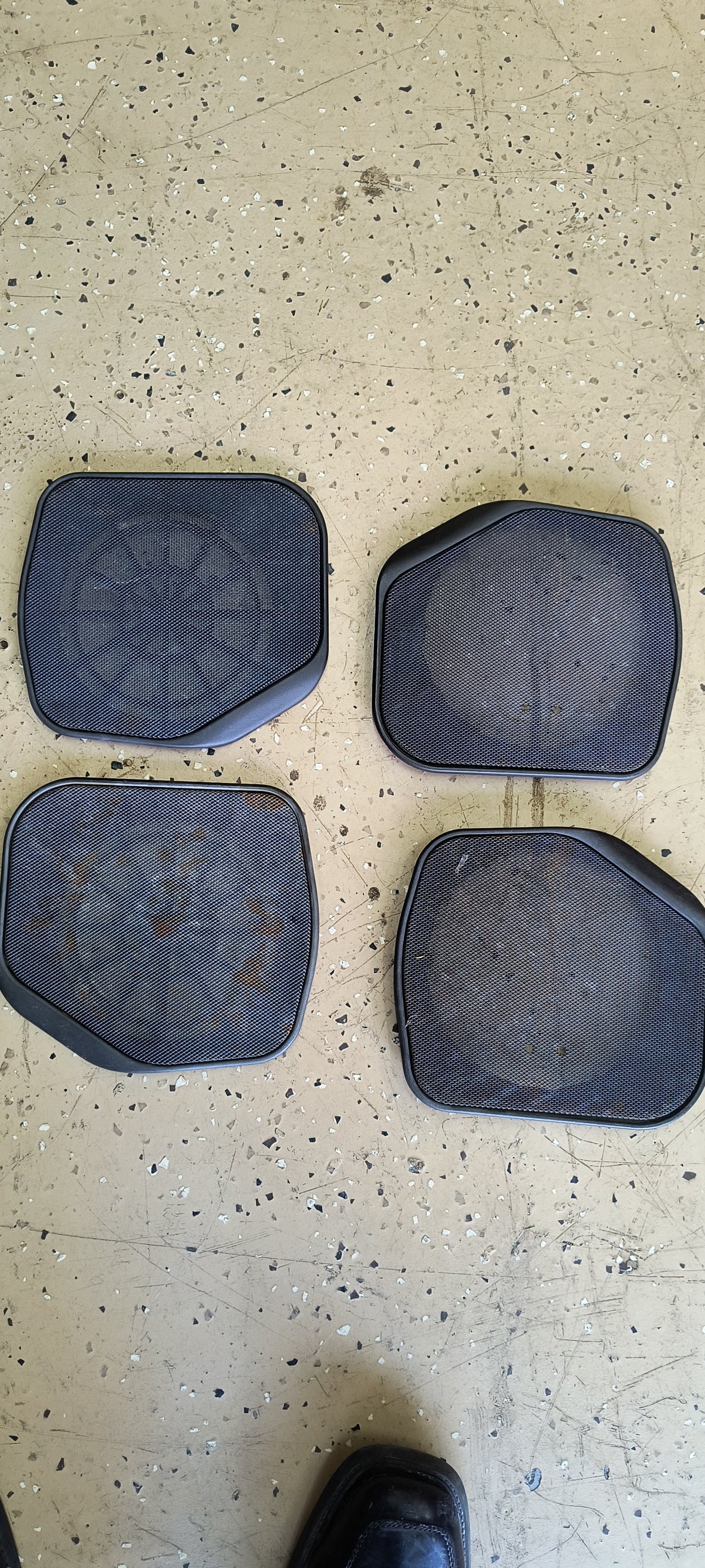 3000GT / Dodge Stealth Front Door Panel Speaker Cover