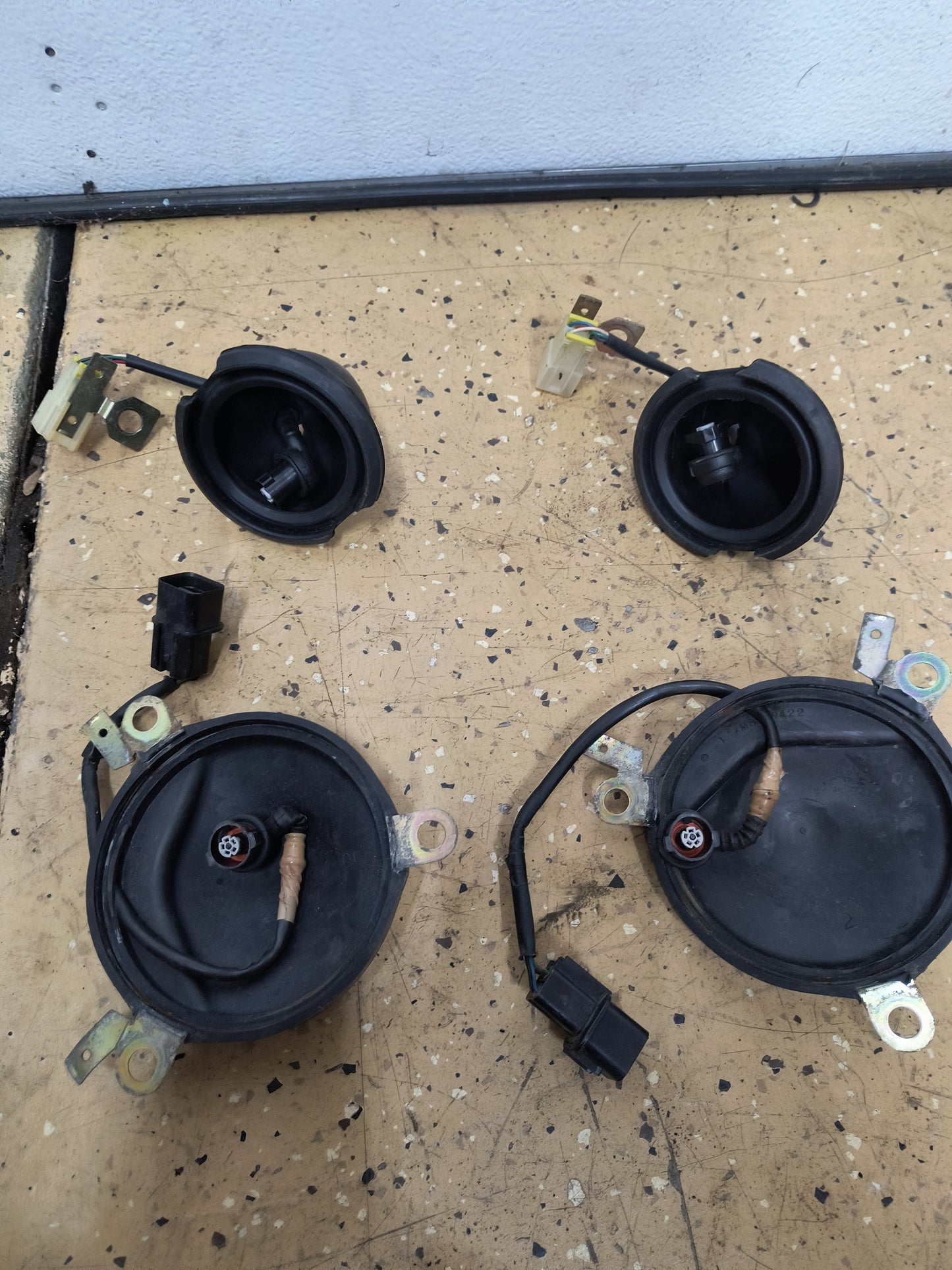 91-99 Mitsubishi 3000GT Dodge Stealth ECS Front and Rear Strut Caps / Covers