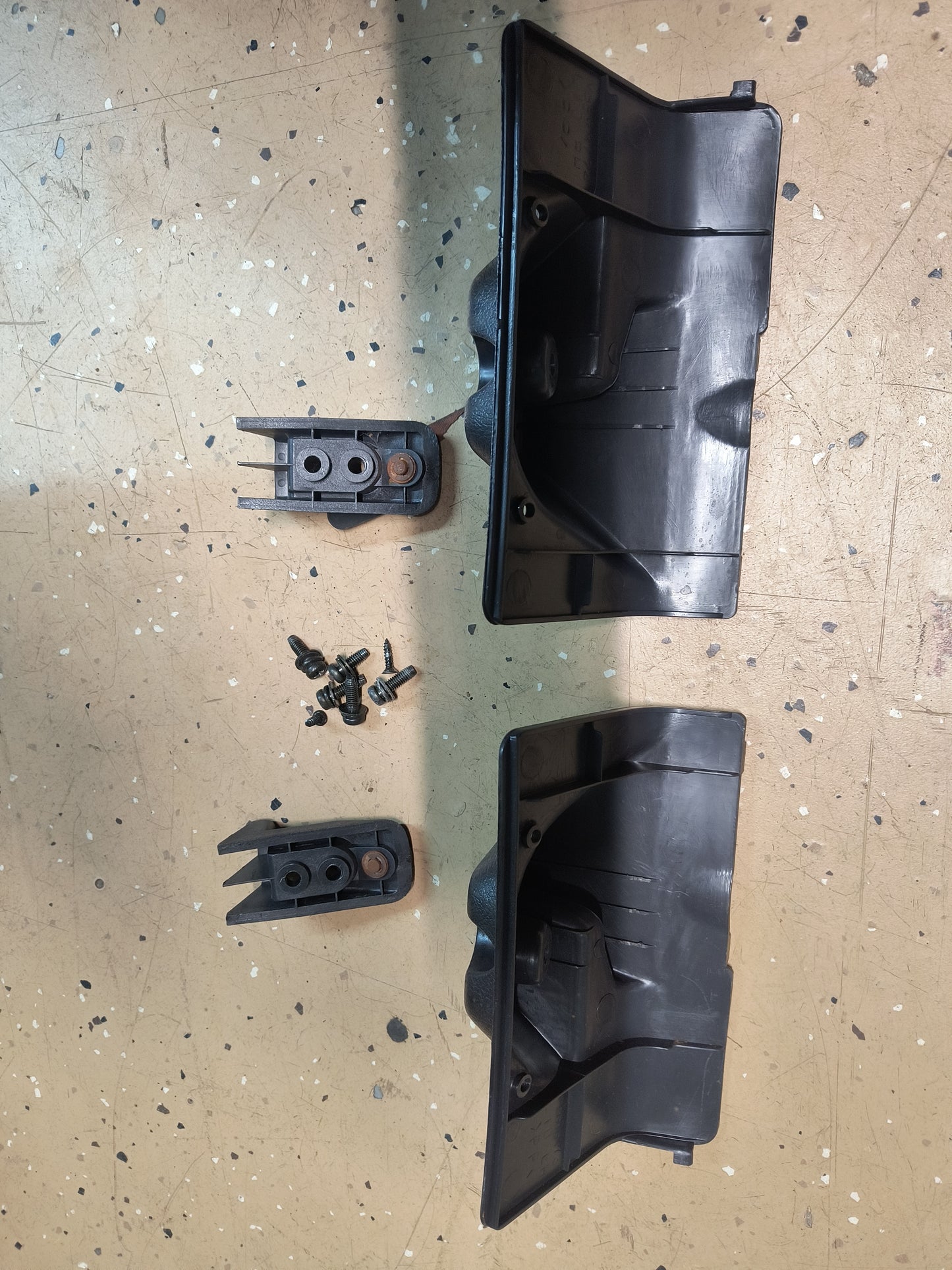 3000GT / Dodge Stealth Rear Trunk Sunroof Mounts