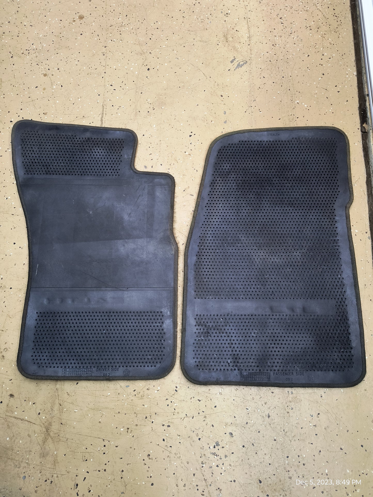 Stealth OEM Floor Mats (Charcoal)