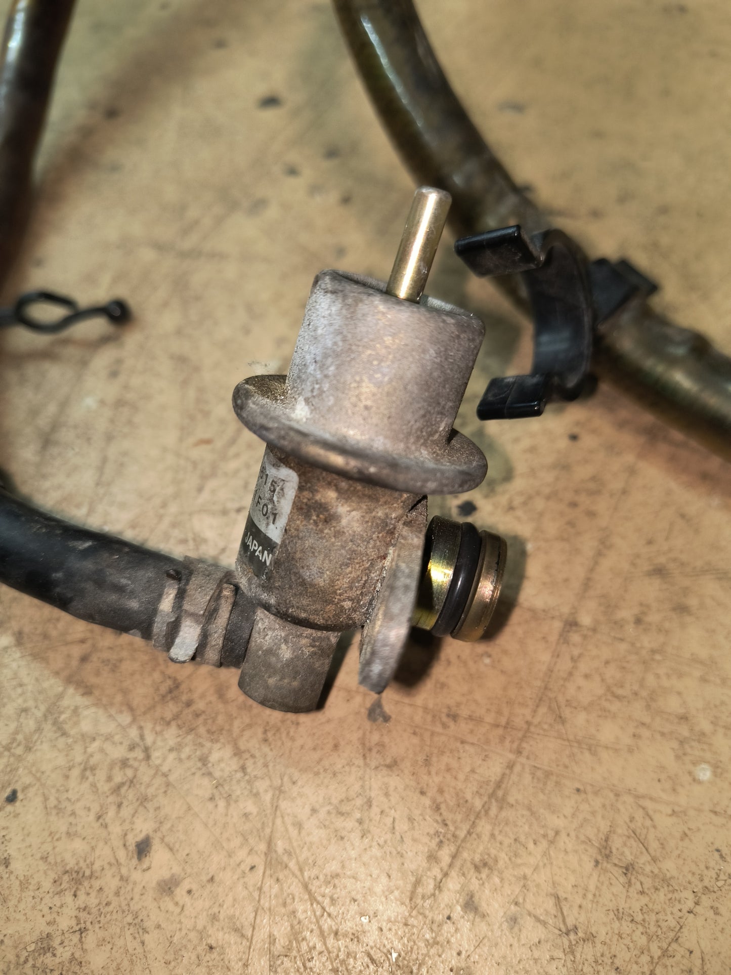 3000GT VR4 / Dodge Stealth TT OEM Fuel Lines and Fuel Pressure Regulator
