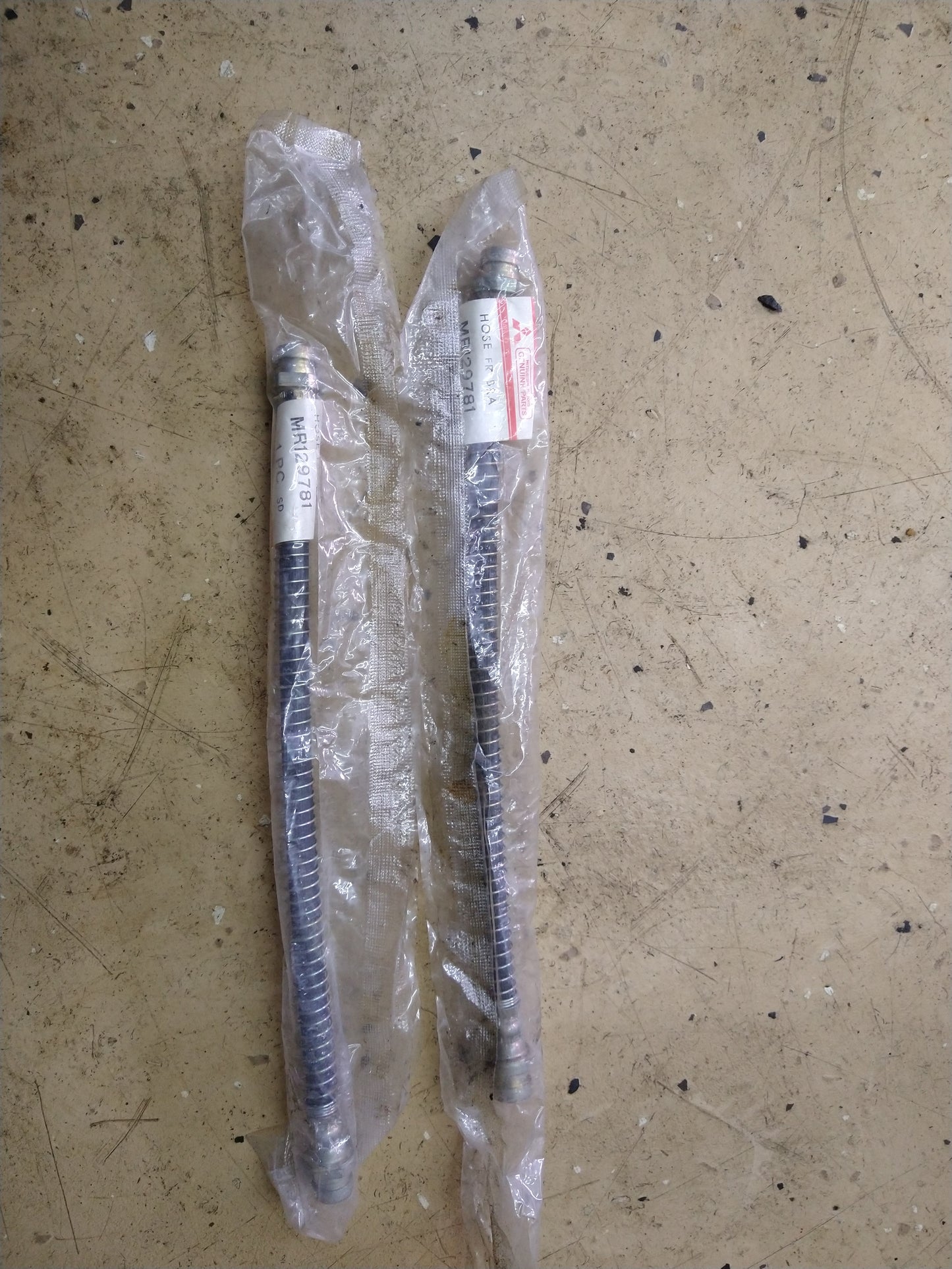 91-99 3000GT VR4 / Dodge Stealth TT OEM Front Brake Lines Set - MR129781