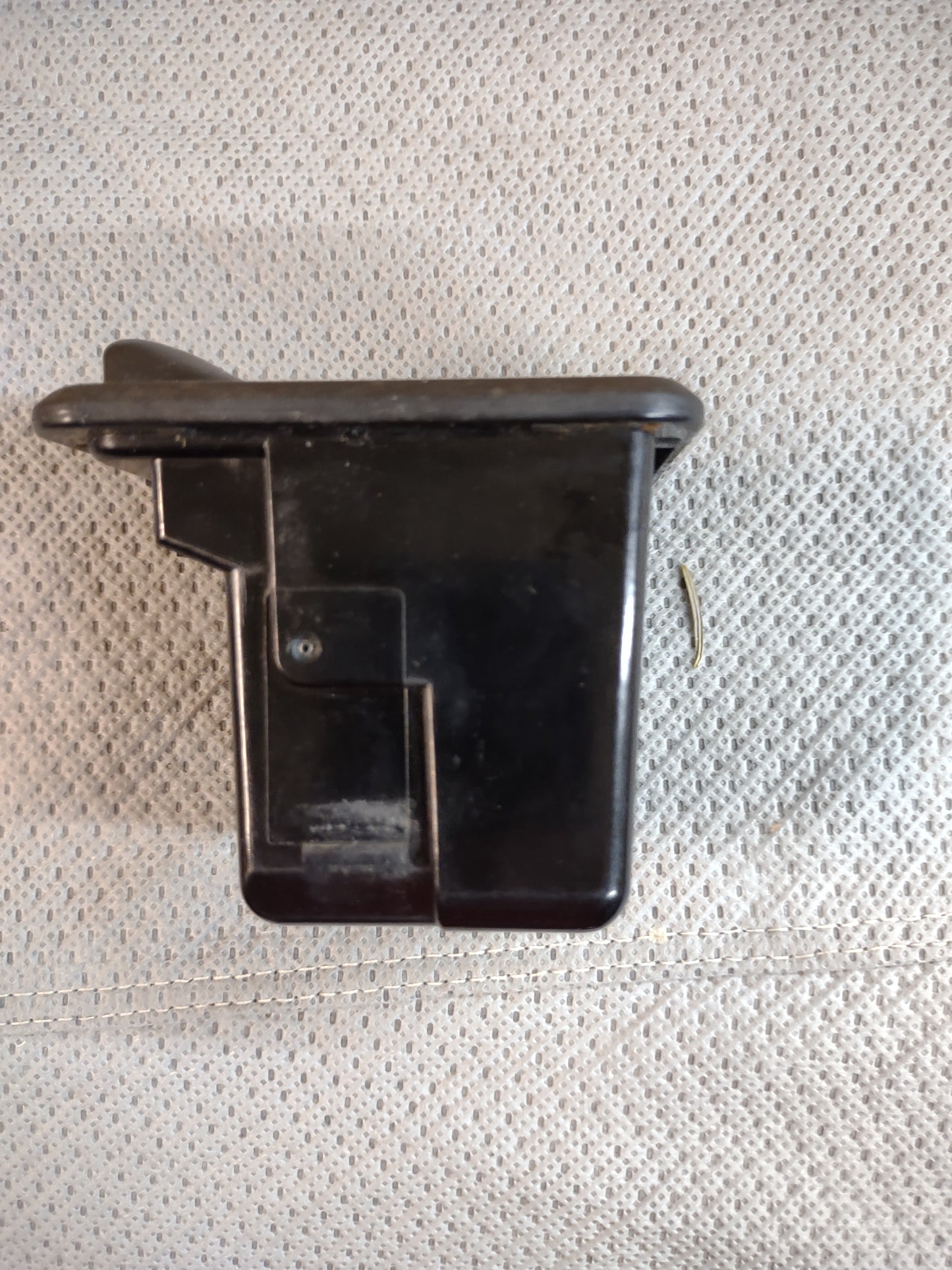 3000GT / Dodge Stealth Ashtray