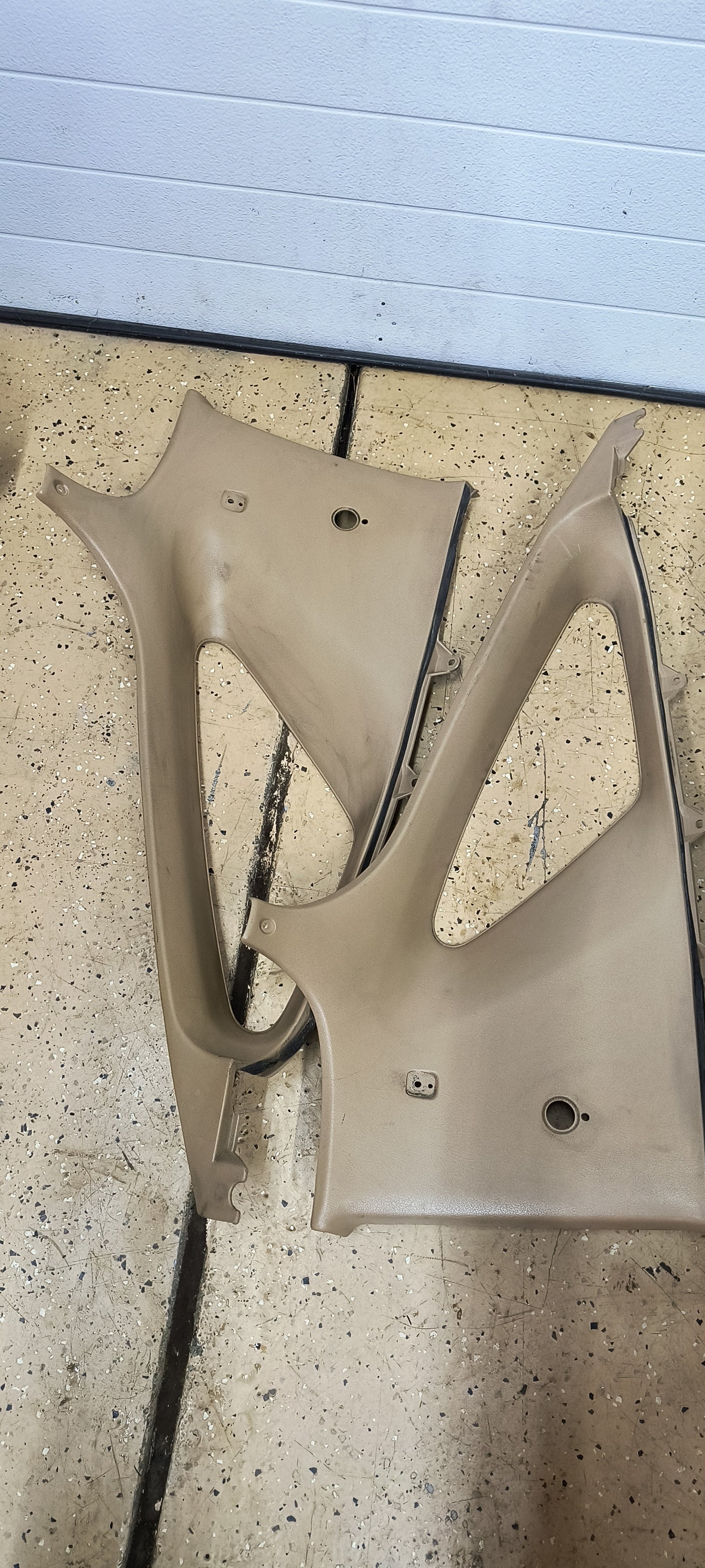 3000GT Tan Driver and Passenger Side B-pillars (Set)