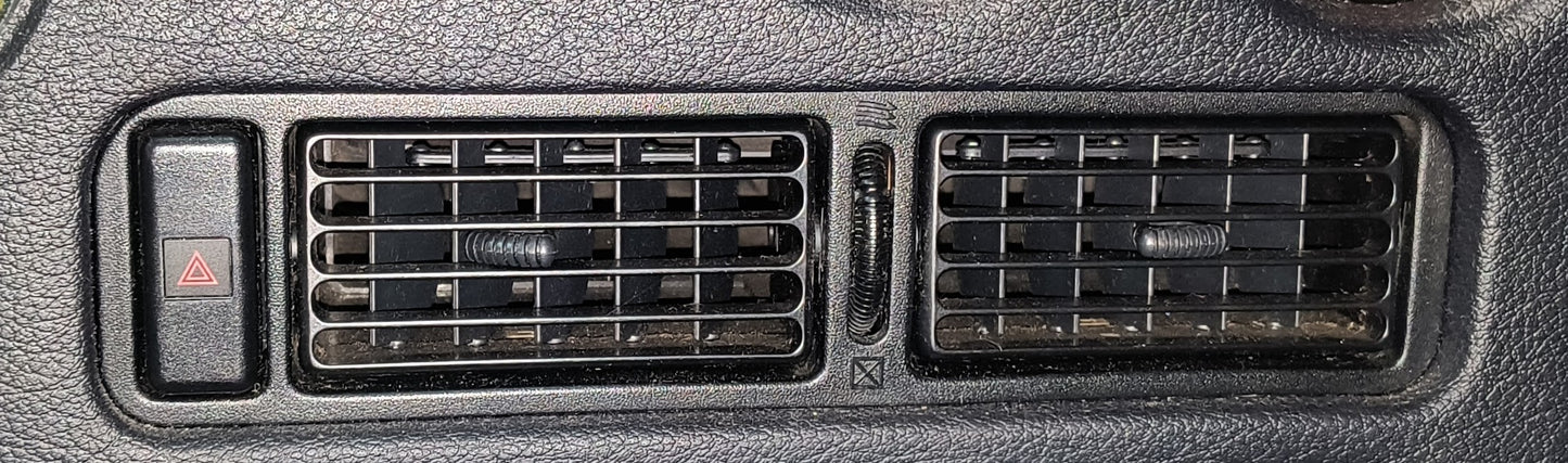 3000GT /Dodge Stealth  Center vent w/Hazard Switch