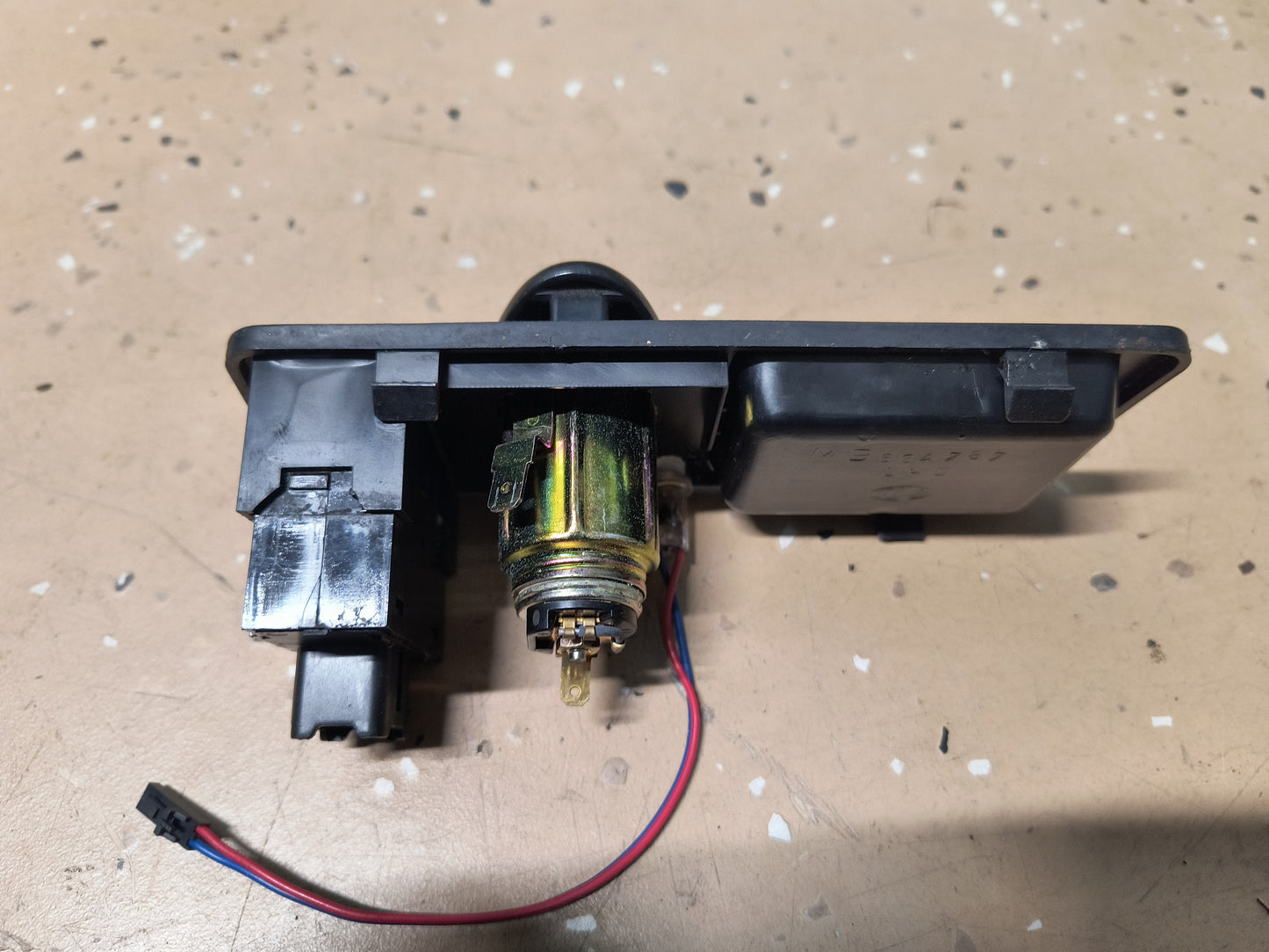 3000GT / Dodge Stealth Cluster Tray w/ Cruise Control and Power Socket