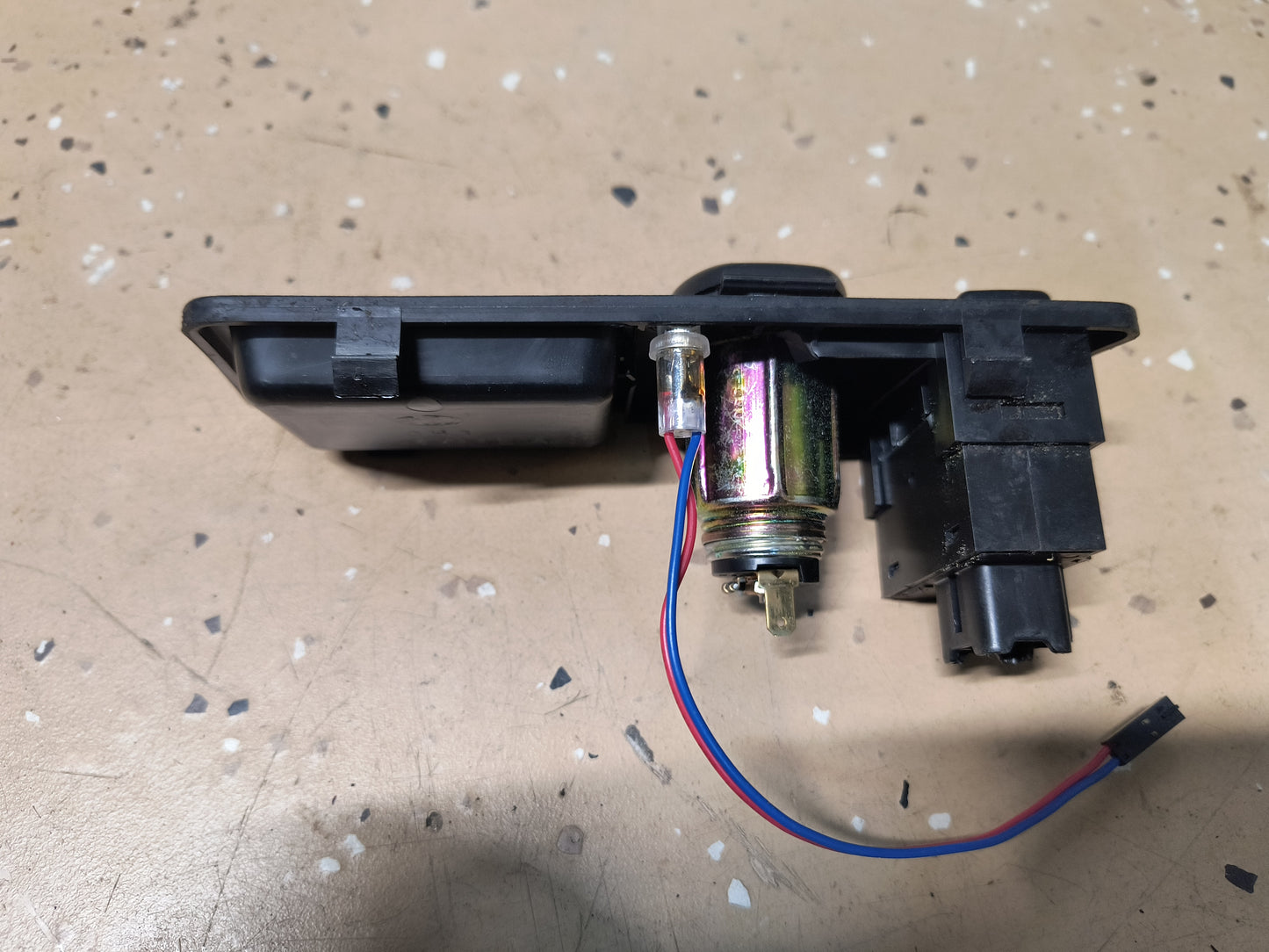 3000GT / Dodge Stealth Cluster Tray w/ Cruise Control and Power Socket