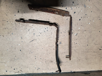 97 3000GT Front Fascia Bumper/Fender L Bracket Set (DS & PS)