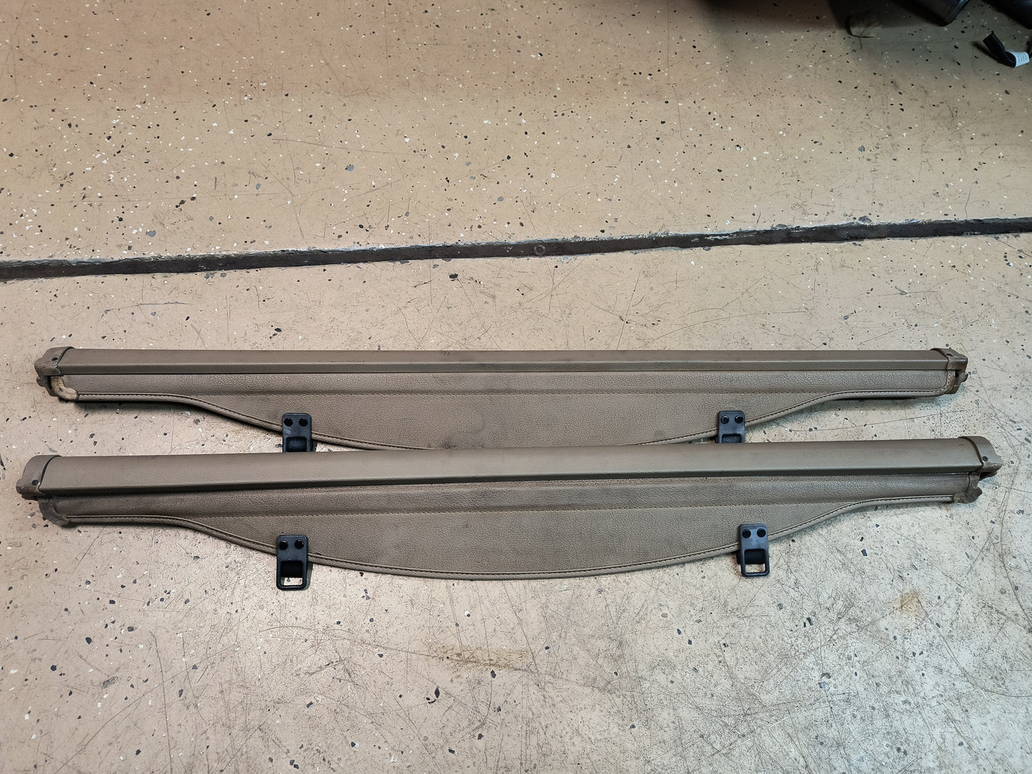 97-99 3000GT Rear Hatch Cover (Tan)