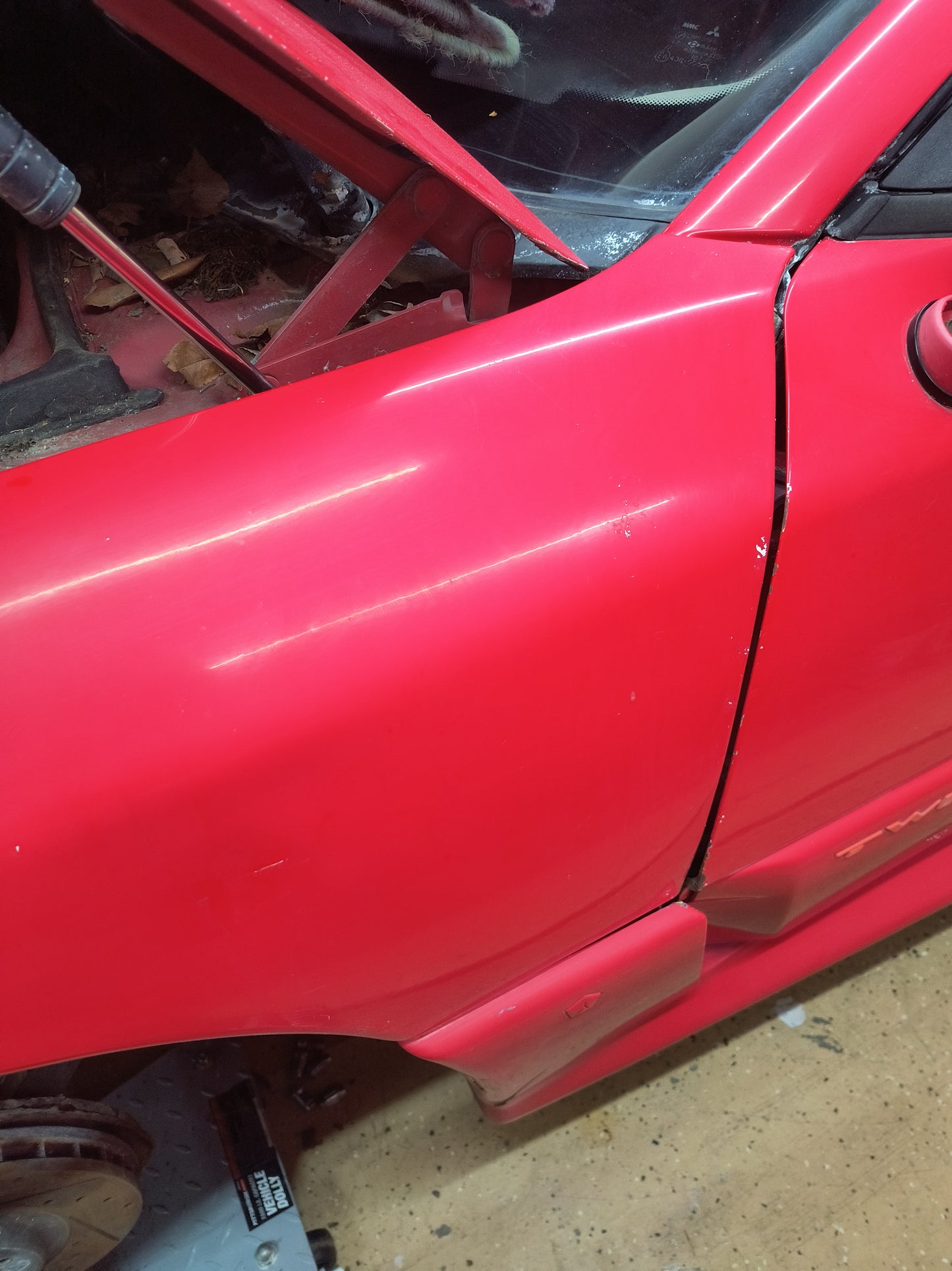 3000GT /Dodge Stealth Front Drive side Fender
