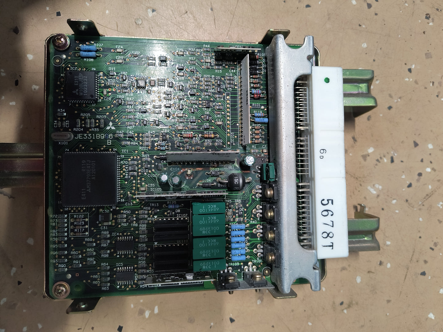 91 - 92 3000GT VR4 / Dodge Stealth TT ECU (9966)