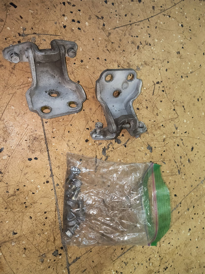 3000GT / Dodge Stealth Single Door Hinge (Pair) + hardware