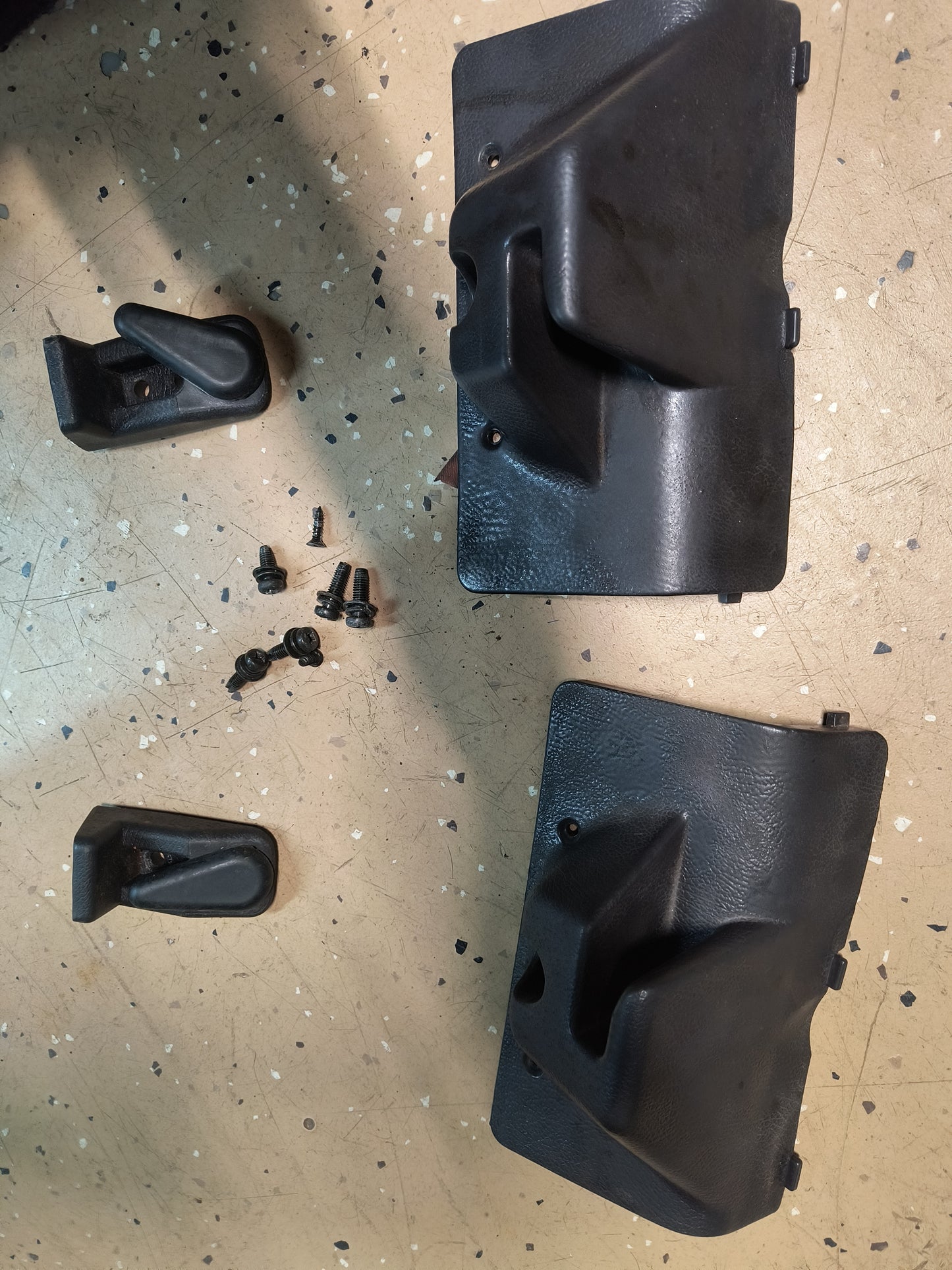 3000GT / Dodge Stealth Rear Trunk Sunroof Mounts