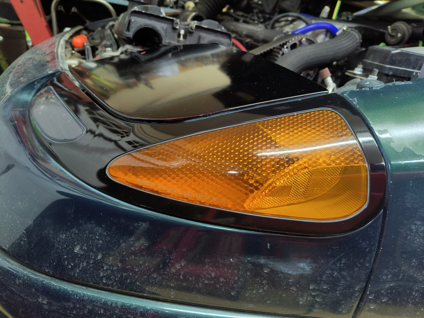 91-93 Dodge Stealth RT / TT Snake Eyes / Turn Signals / Boomerang Side Markers