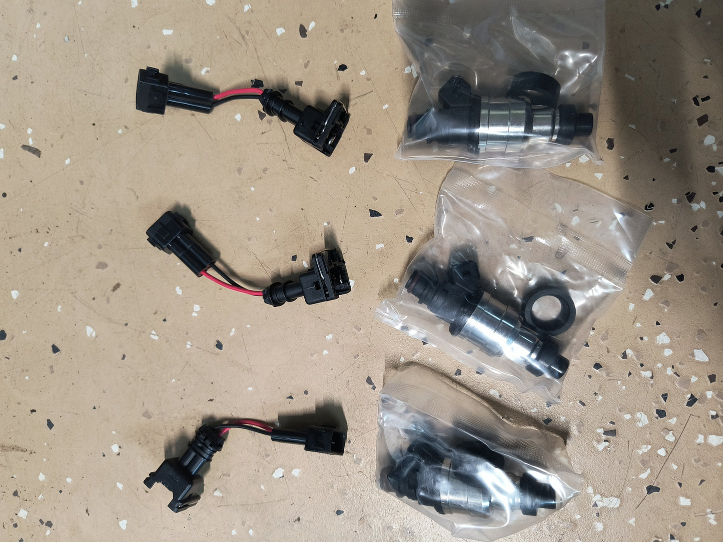550cc Injector Set of 6 with Extensions