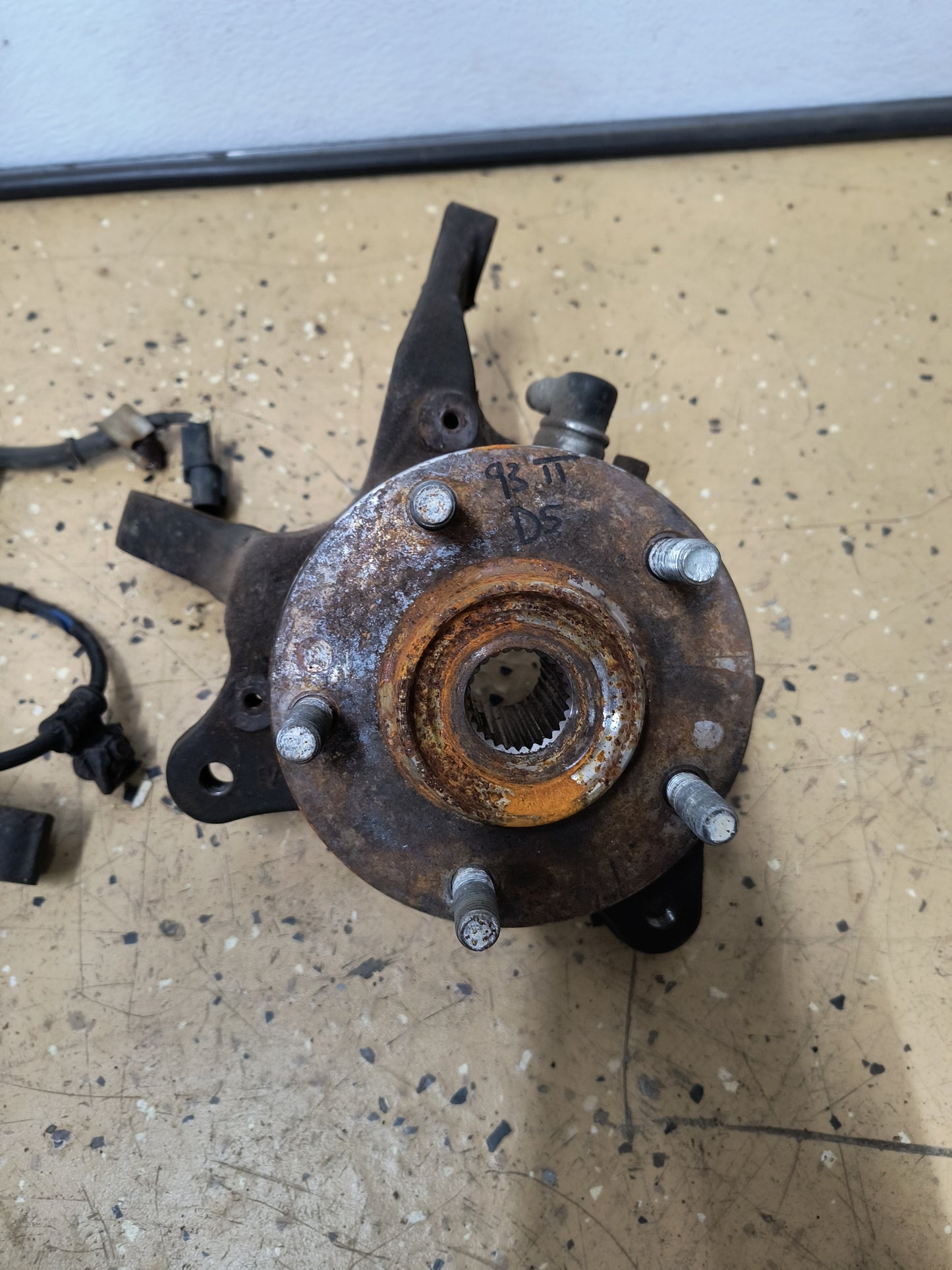 3000GT VR4 / Dodge Stealth TT Front Knuckle & Spindle Set