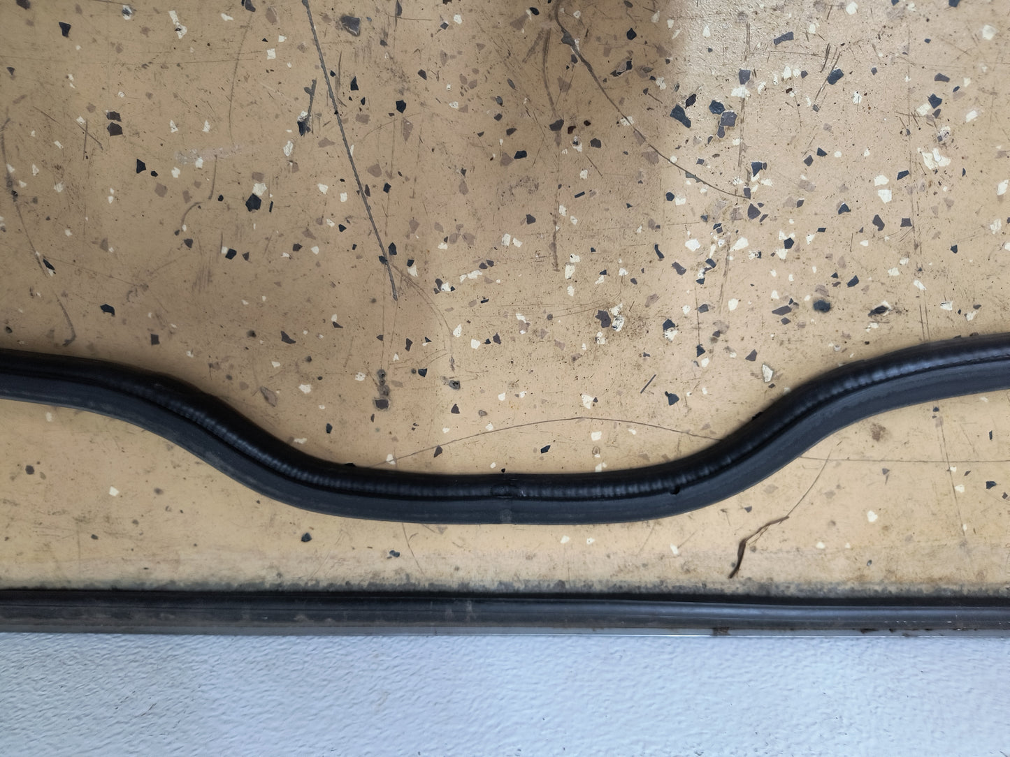 3000GT / Dodge Stealth OEM Glass Sunroof Seal