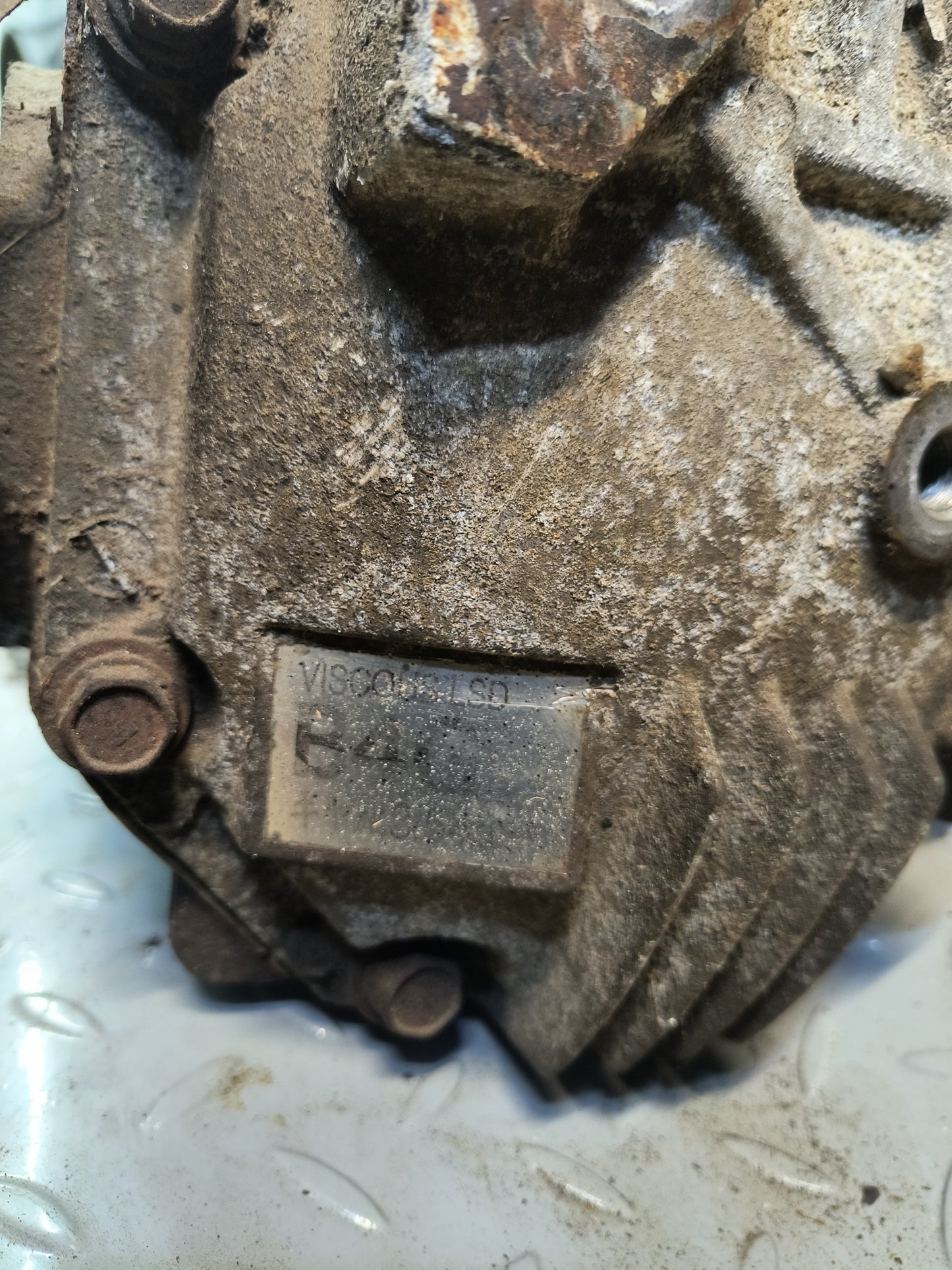 3000GT VR4 / Dodge Stealth TT OEM 5 Speed Rear End Differential (B4G)
