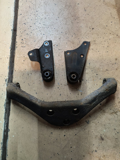 3000GT VR4 / Dodge Stealth TT Rear Differential Brackets