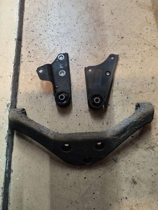 3000GT VR4 / Dodge Stealth TT Rear Differential Brackets