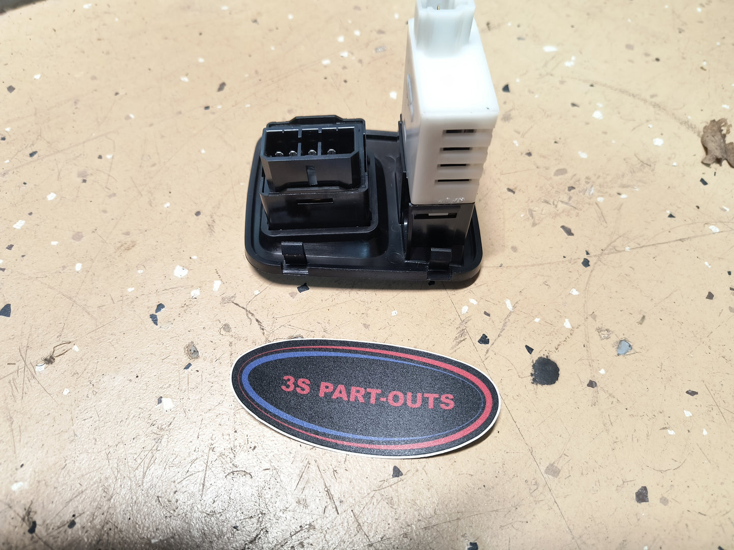 3000GT / Dodge Stealth Rheostat / Mirror Switch and Bezel True Black