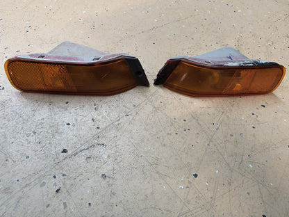 91-93 Mitsubishi 3000GT Front Turn Signals (Set)