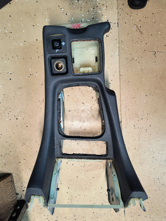 3000GT VR4 / Dodge Stealth TT Center Console