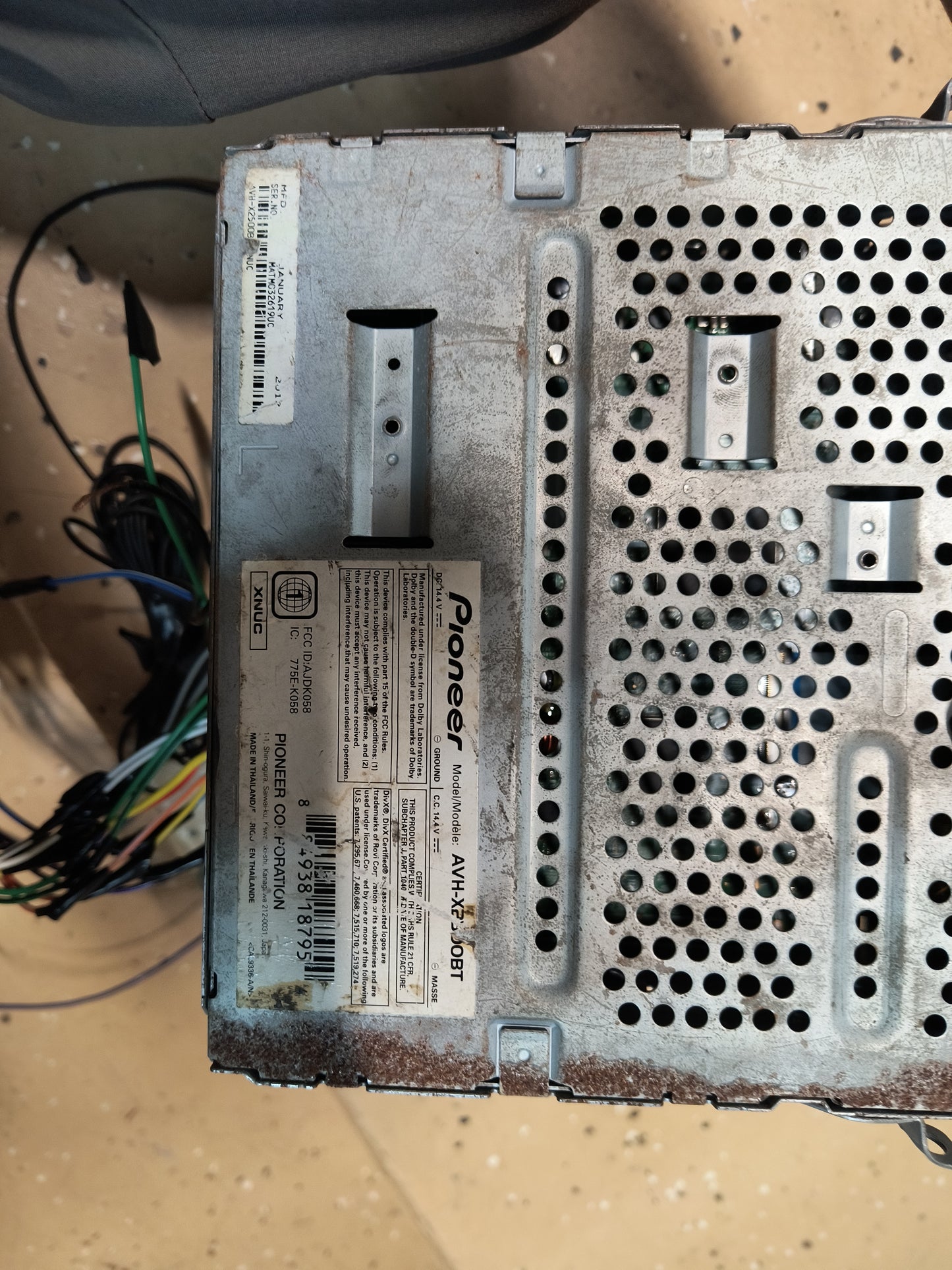 Pioneer Double Din Head Unit