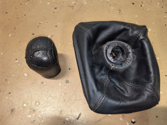 3000GT VR4 / Dodge Stealth TT 5-speed Knob and Boot