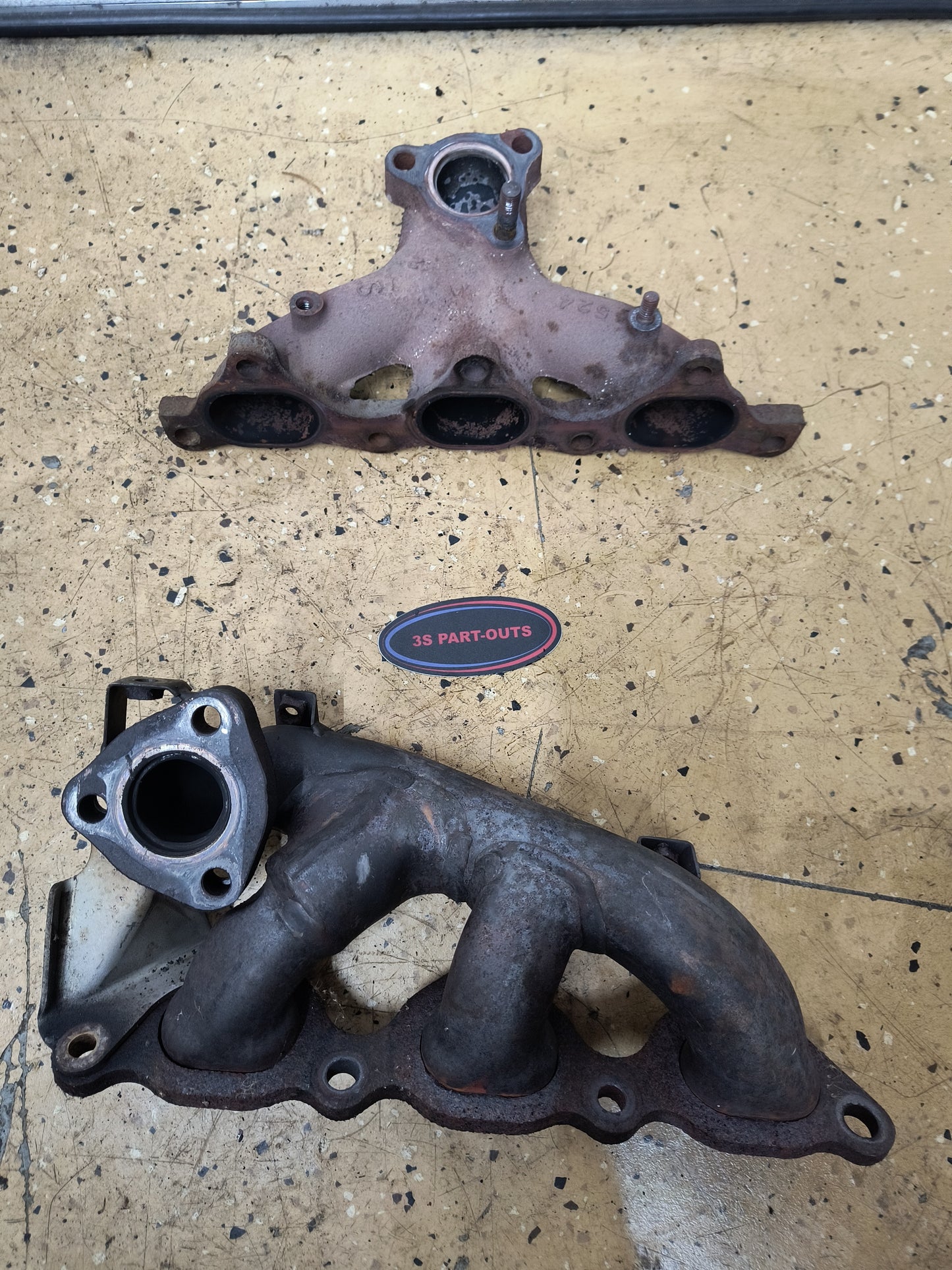3000GT VR4 / Dodge Stealth TT OEM Exhaust Manifolds