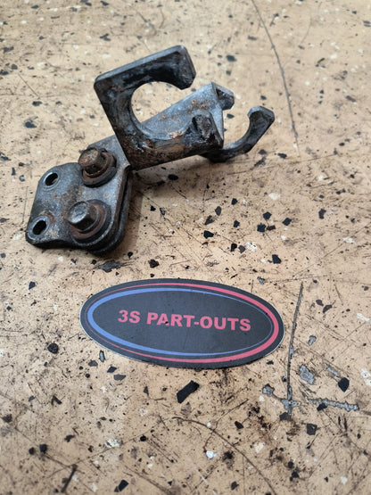 3000GT VR4 / Dodge Stealth TT Transmission Shifter Cable Bracket