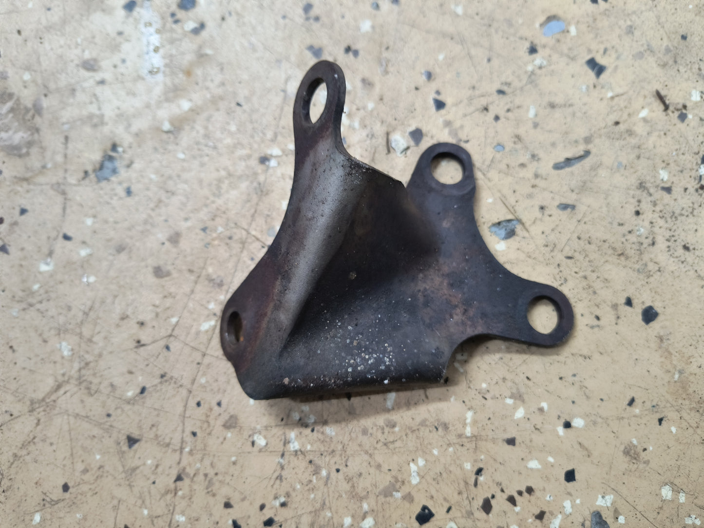 3000GT VR4 / Dodge Stealth TT Front O2 Housing Bracket